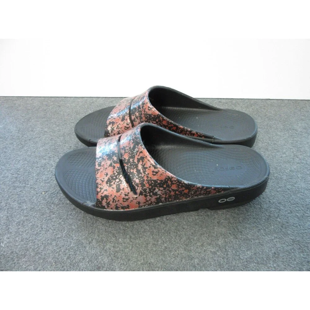 OOFOS Unisex Sandal Size M7 W9 EU40 Red Shimmer OOahh Sport Recovery Slide
